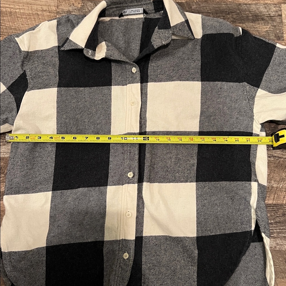 Zara Black and White Checkered Button Down Shirt - Picture 5 of 6